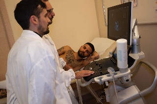 Calcio Serie B - Pescara, folla all’arrivo e visite mediche per Insigne